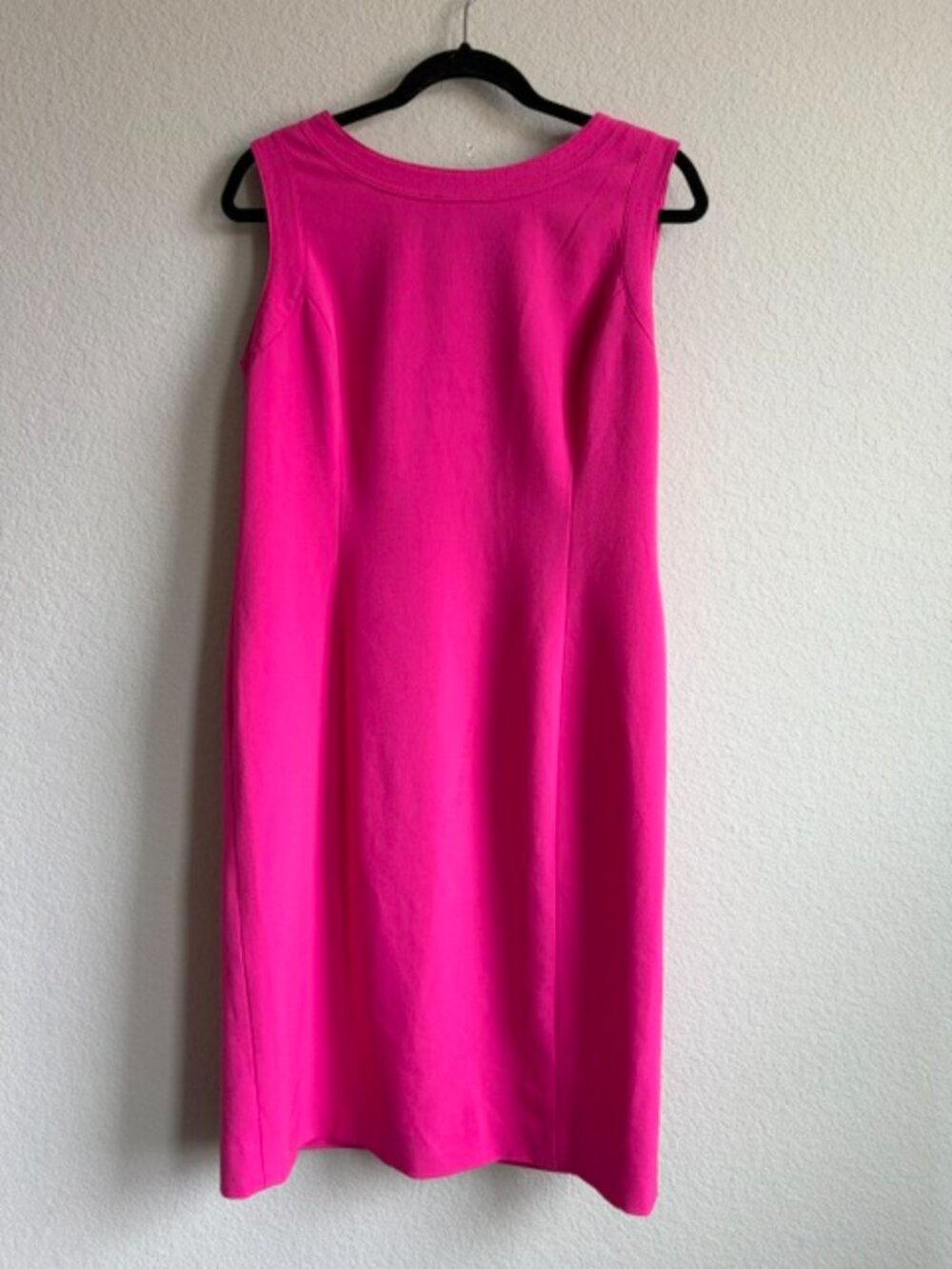 Kasper Hot Pink Sleeveless Crepe Sheath Dress Size 10 Barbiecore Career Glam - Picture 2 of 8